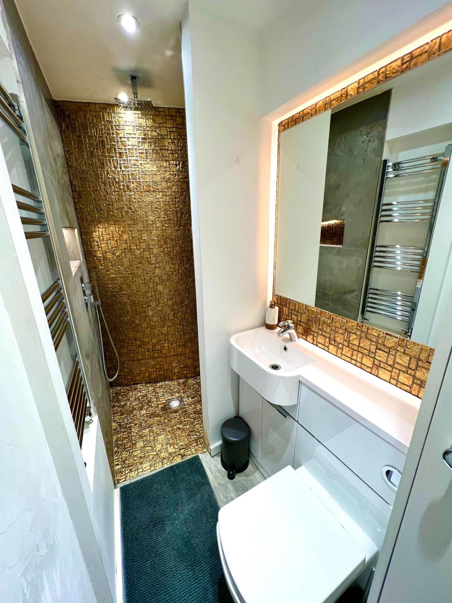 Modern Studio Apartment With Free Wifi Лондон Экстерьер фото